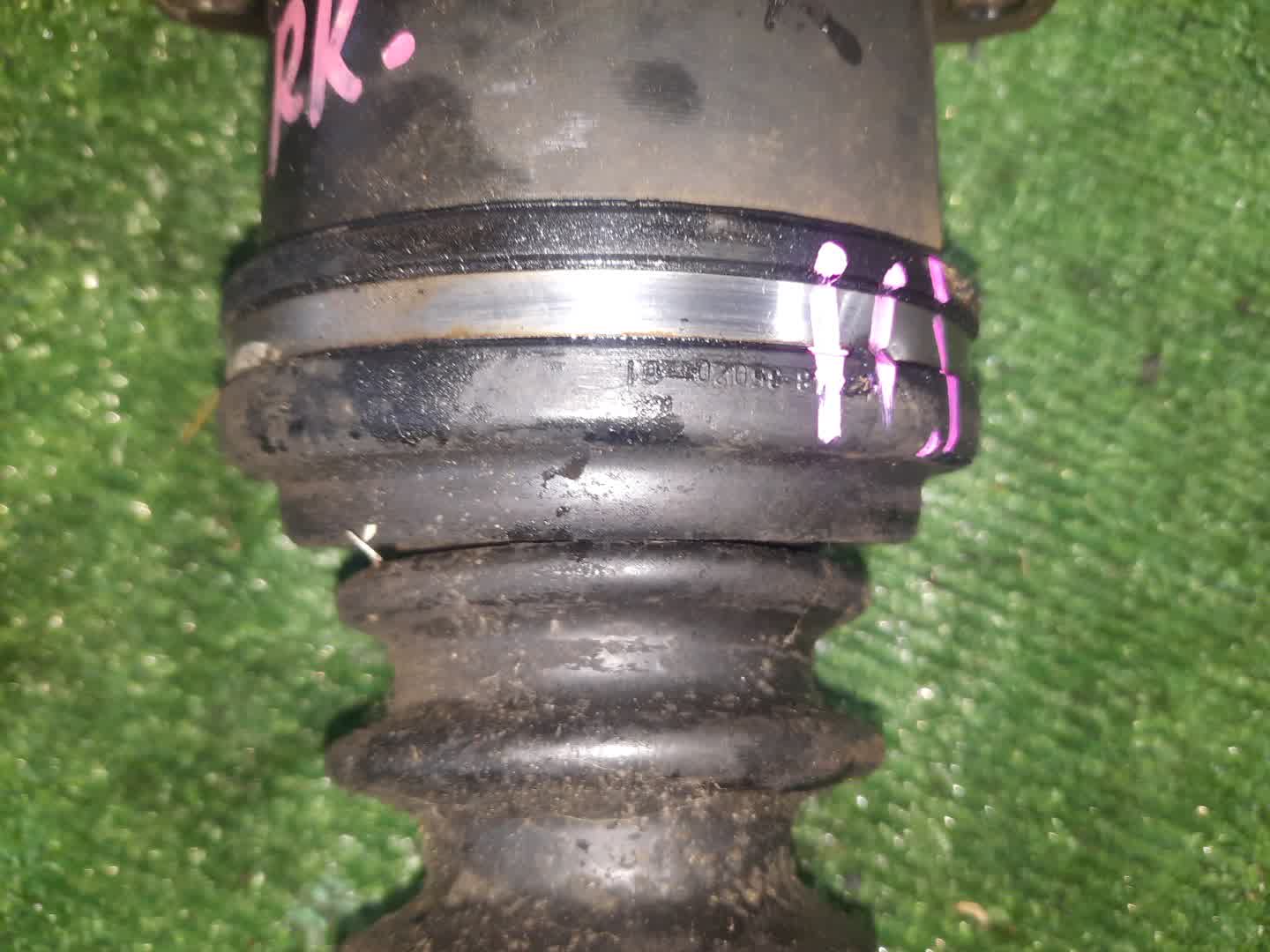 Привод правый задний TOYOTA GRANVIA, GRAND HIACE VCH10W, KCH10W, KCH12W, VCH22 5VZ-FE, 1KZ-TE 4 ракурс