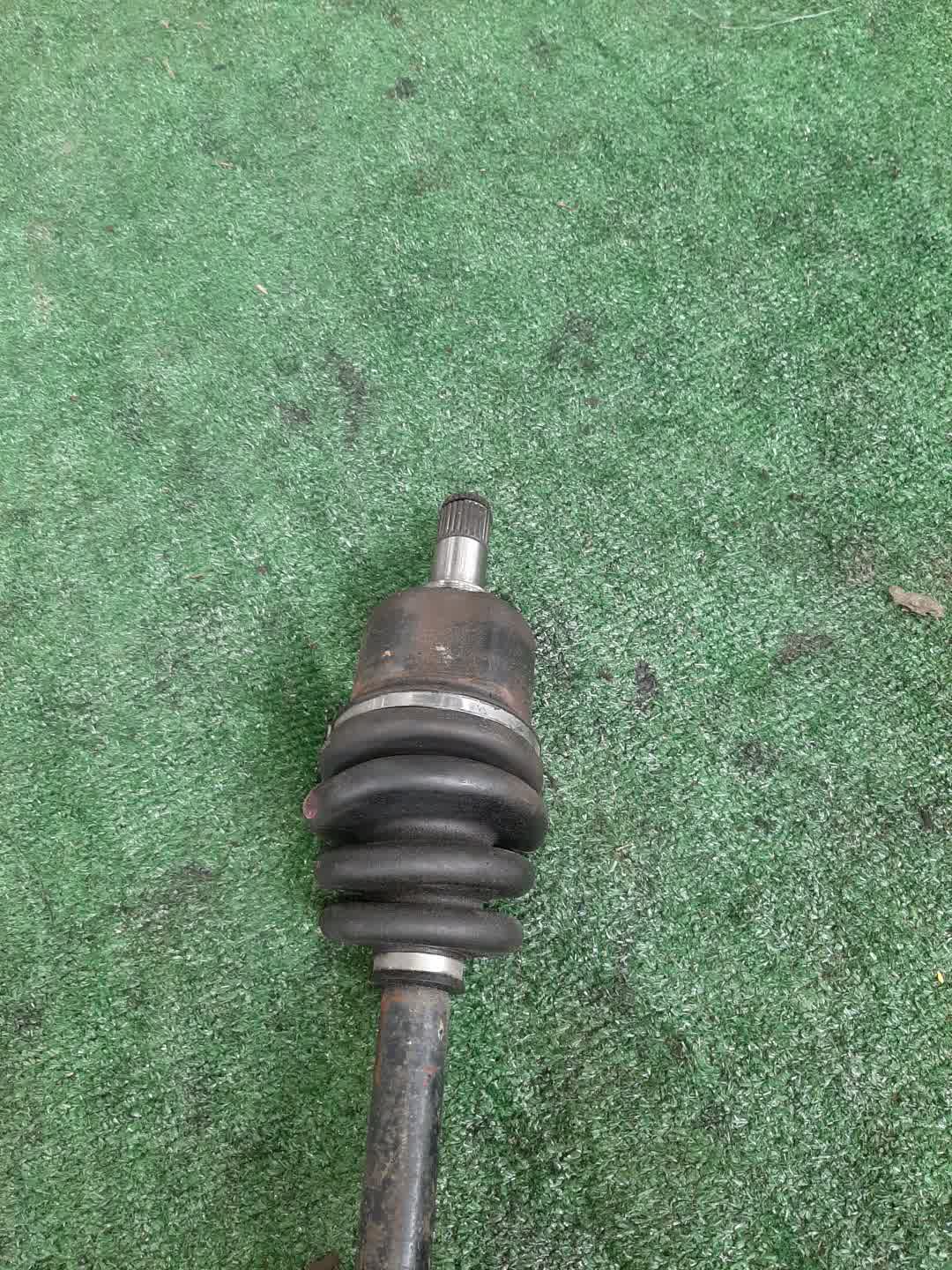 Привод правый передний MITSUBISHI LANCER CEDIA, LANCER, MIRAGE DINGO CS2A, CS5W, CS5A, CS2W, CS2V, CQ1A, CQ2A, CQ5A 4G15, 4G93, 4G13 3 ракурс