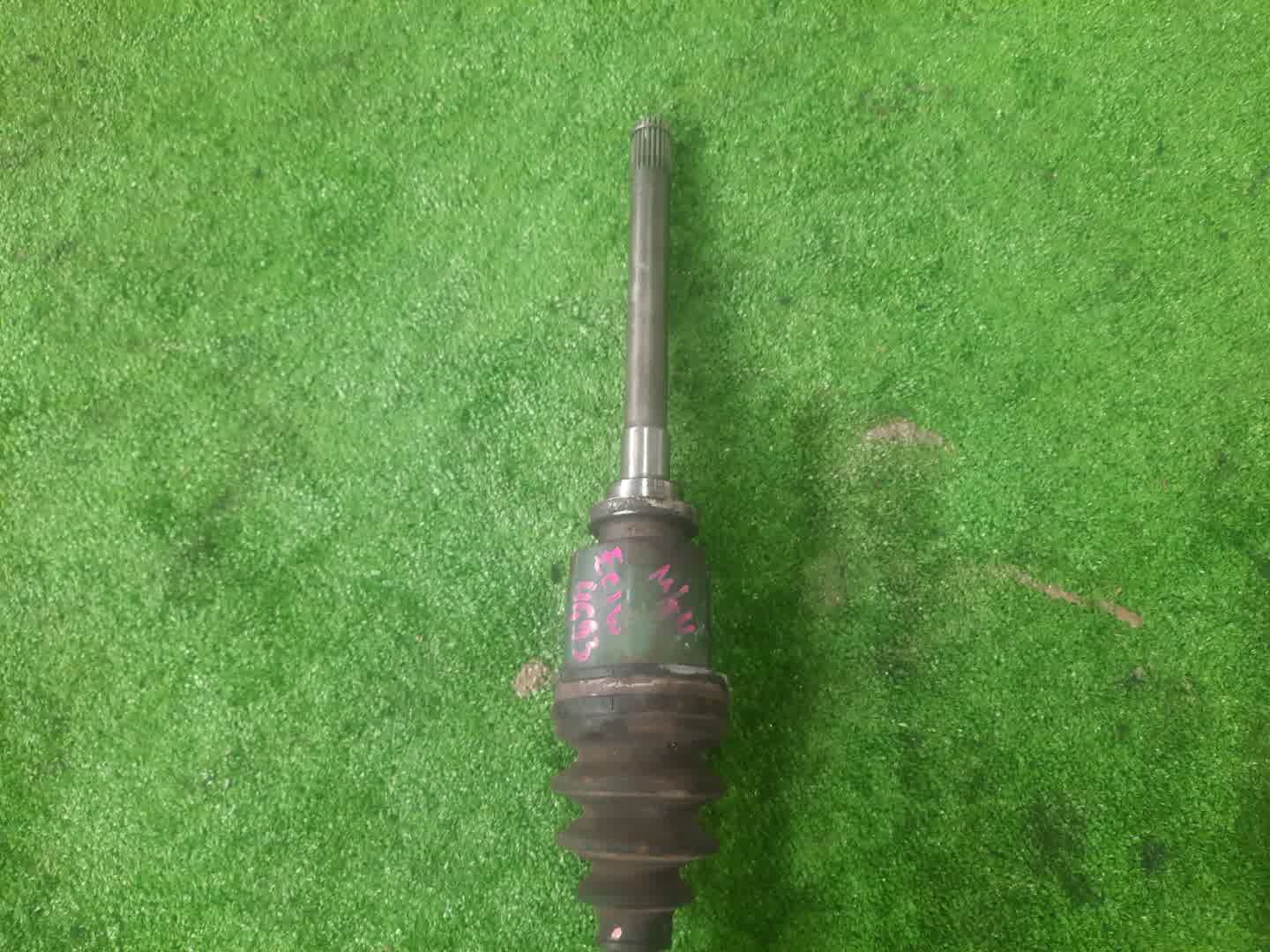 Привод левый передний MITSUBISHI GALANT, LEGNUM EC1A, EC7A, EC1W, EC5W, EC4W, EC7W 4G93, 4G94, 6A13TT, 6A13, 6A12 MR350611 3 ракурс