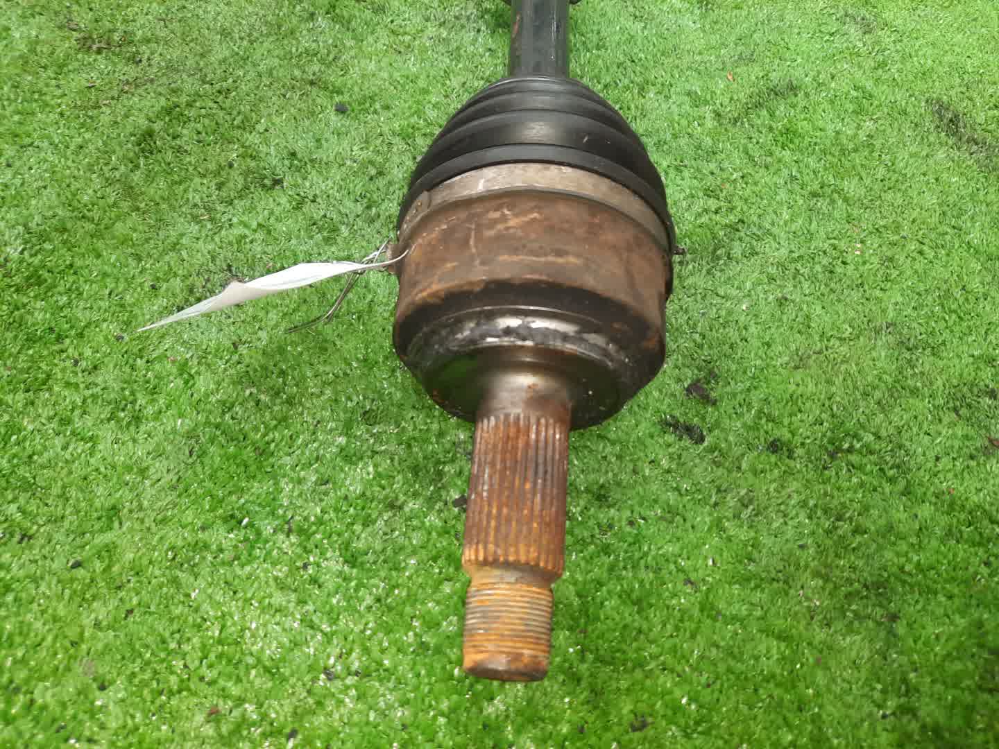 Привод правый передний HONDA ELYSION RR6 J35A 2 ракурс Привод правый передний HONDA ELYSION RR6 J35A 2 ракурс