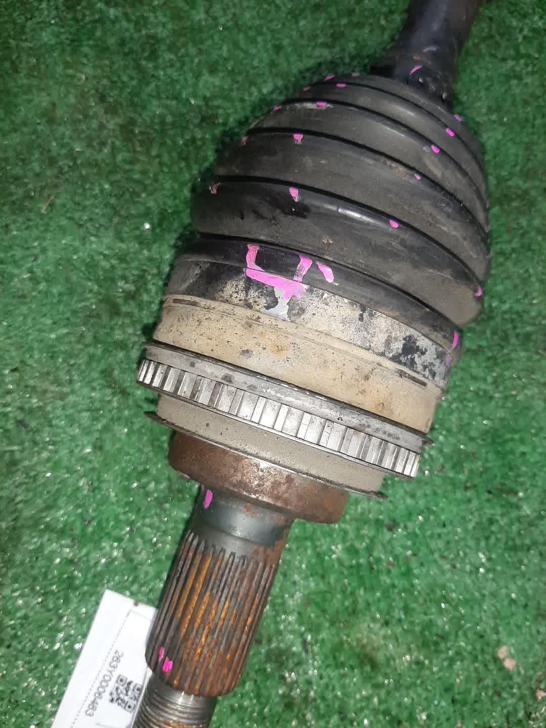 Привод левый передний TOYOTA BREVIS, CHASER, CRESTA, CROWN, MARK II BLIT, PROGRES, ALTEZZA, VEROSSA, MARK II JCG15, GX105, JZX105, JZX93, JZS157, JZS173, JZS153, JZS179, JZX115, GX115, GXE15, JCE15 1JZ-FSE, 1G-FE, 1JZ-GE, 2JZ-GE 4 ракурс