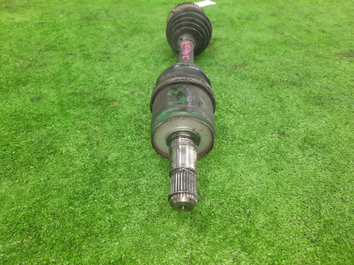Привод левый передний MITSUBISHI PAJERO V88W, V87W, V75W, V65W, V83W, V78W, V73W, V93W, V63W, V68W, V97W, V98W 4M41T, 6G75, 6G74, 6G72 3 ракурс