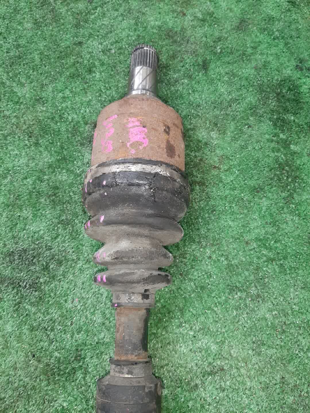 Привод левый передний NISSAN BASSARA, PRESAGE JNU30, JVNU30, NU30, VNU30 KA24DE, YD25DDTI 4 ракурс