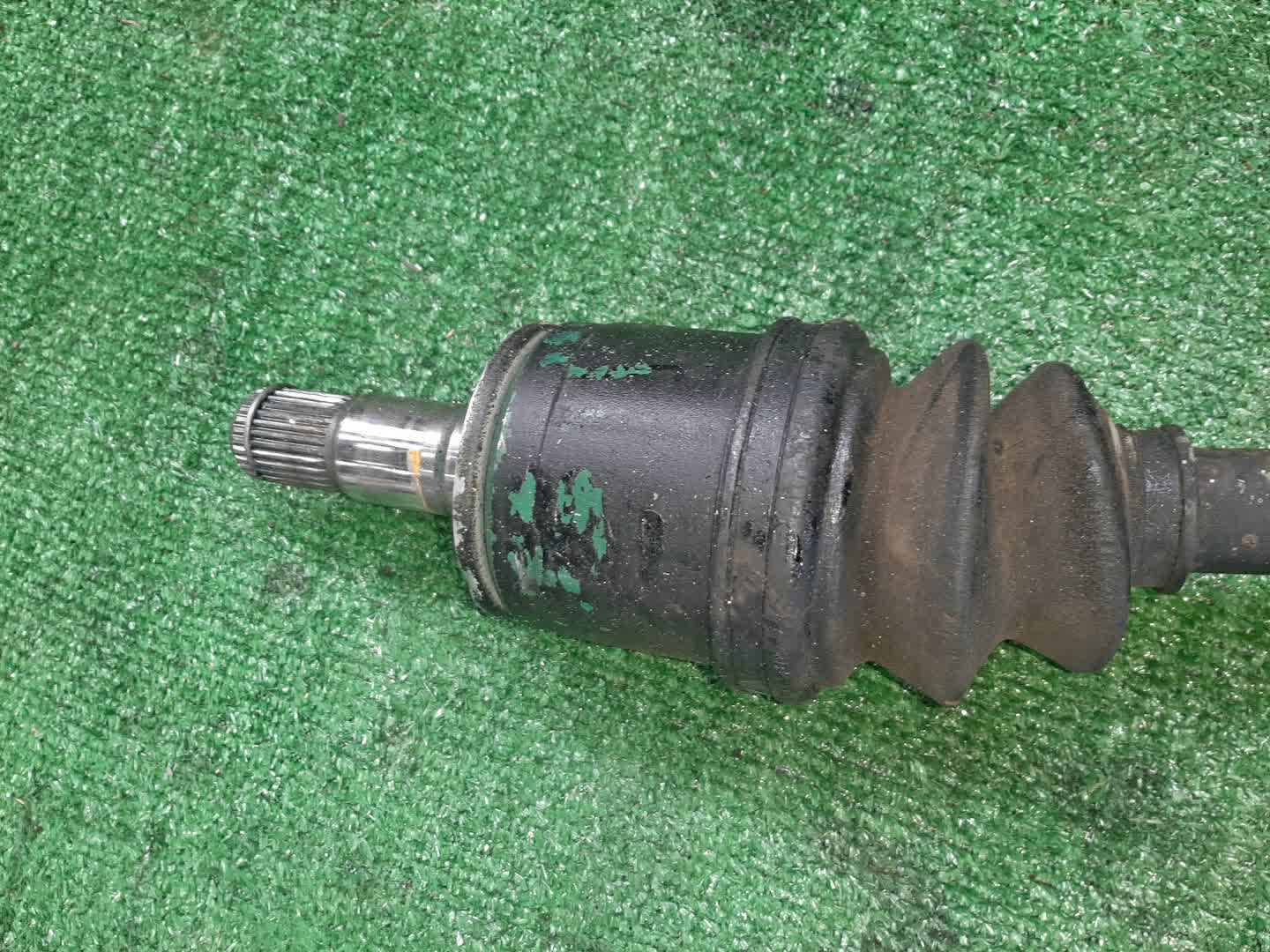 Привод левый передний MITSUBISHI PAJERO V88W, V87W, V75W, V65W, V83W, V78W, V73W, V93W, V63W, V68W, V97W, V98W 4M41T, 6G75, 6G74, 6G72 3 ракурс