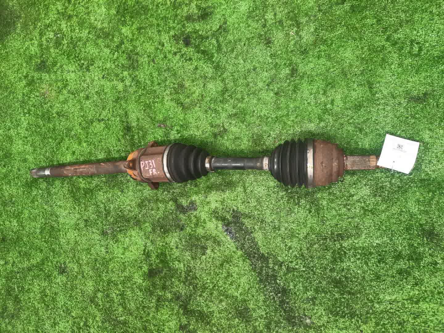 Привод правый передний NISSAN TEANA PJ31 VQ35DE 1 ракурс