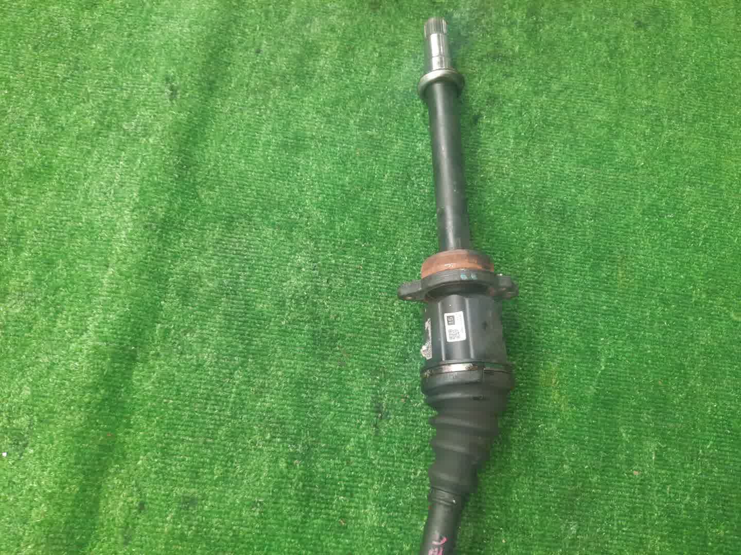 Привод правый передний TOYOTA SAI AZK10 2AZ-FXE 3 ракурс