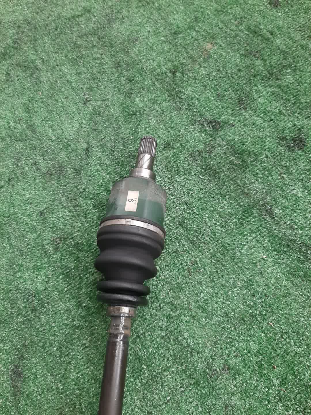 Привод правый передний NISSAN BLUEBIRD, PRIMERA QU14, QP11, WQP11 QG18DE, QG18DD 3 ракурс