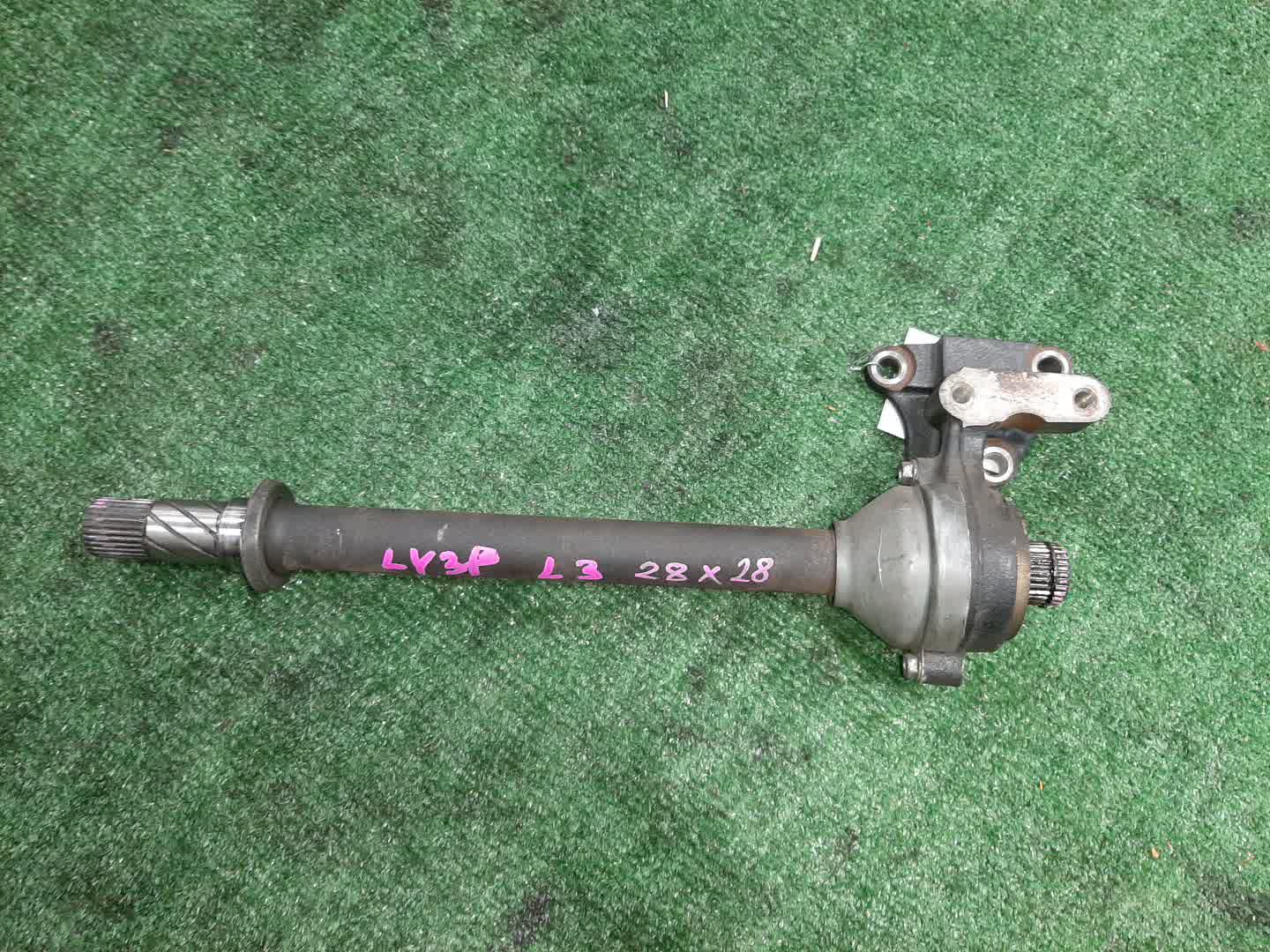 Привод правый передний MAZDA MPV LY3P L3-VE 1 ракурс