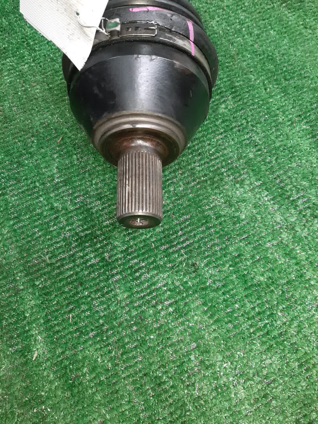 Привод правый передний VOLVO XC60 DZ47 B4204T 2 ракурс