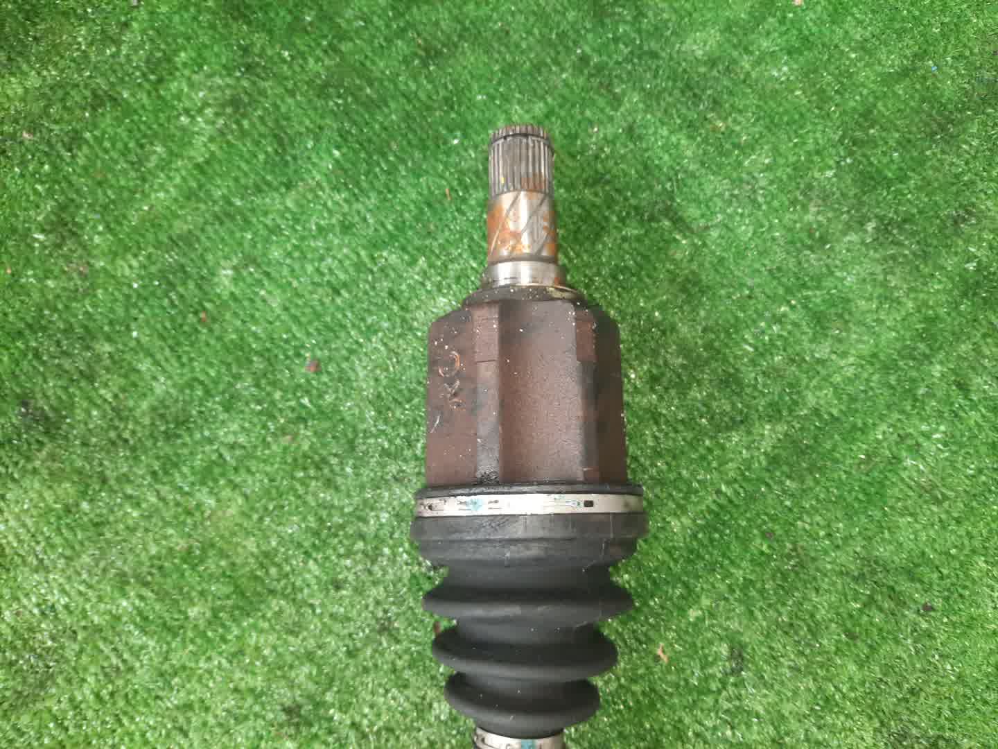 Привод левый передний NISSAN PRESAGE, TEANA TNU31, TNJ31 QR25DE 3 ракурс