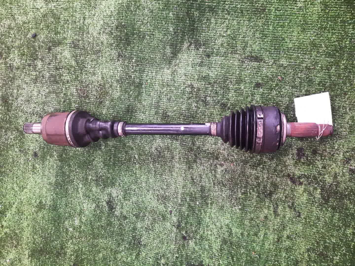 Привод левый передний  HONDA STEPWGN RK1, RK2, RK4, RK5, RK3, RK6, RK7 R20A 1 ракурс