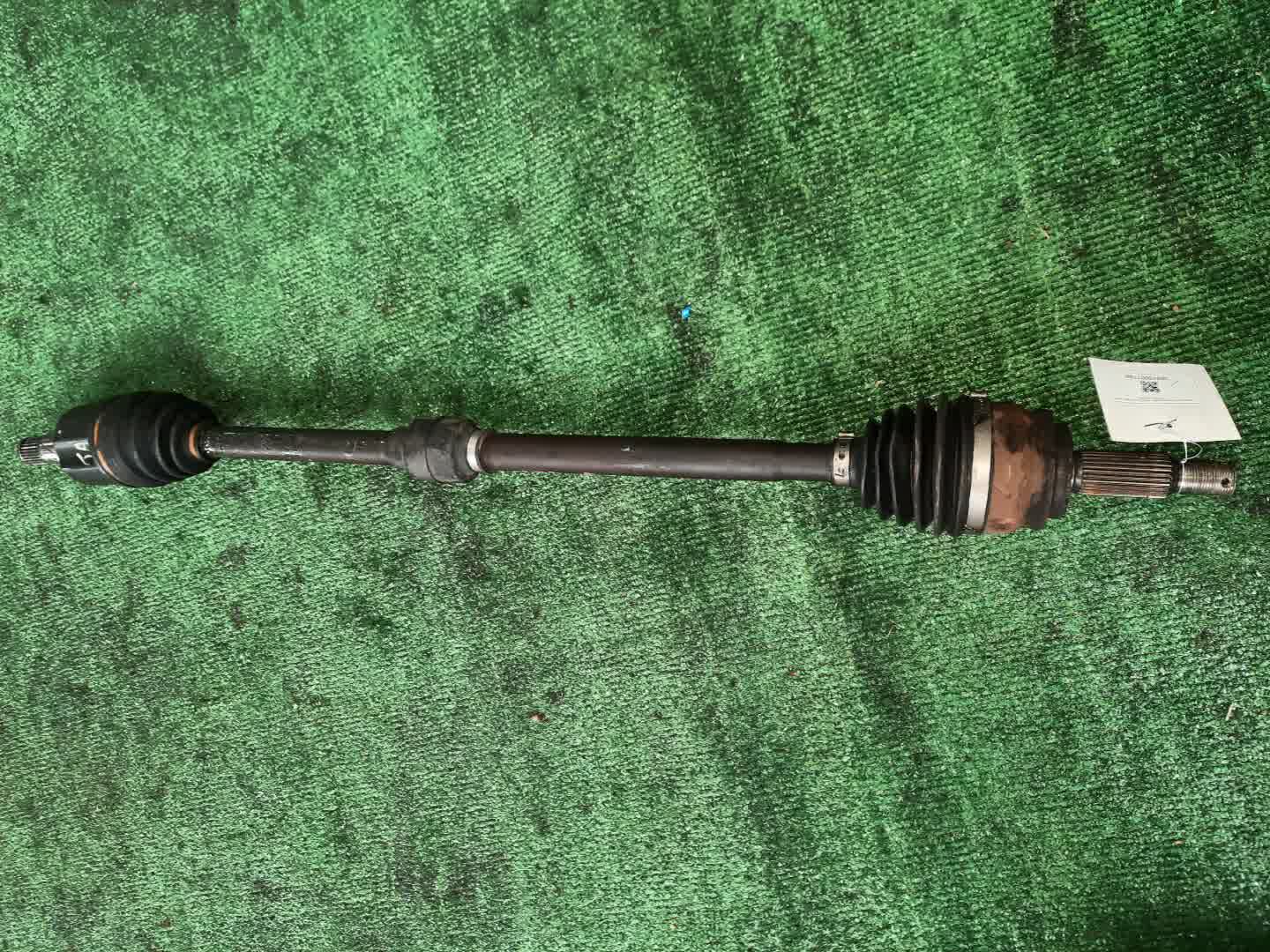 Привод правый передний MITSUBISHI GALANT, LANCER, GALANT FORTIS CY4A, CY3A 4B11, 4B10 1 ракурс