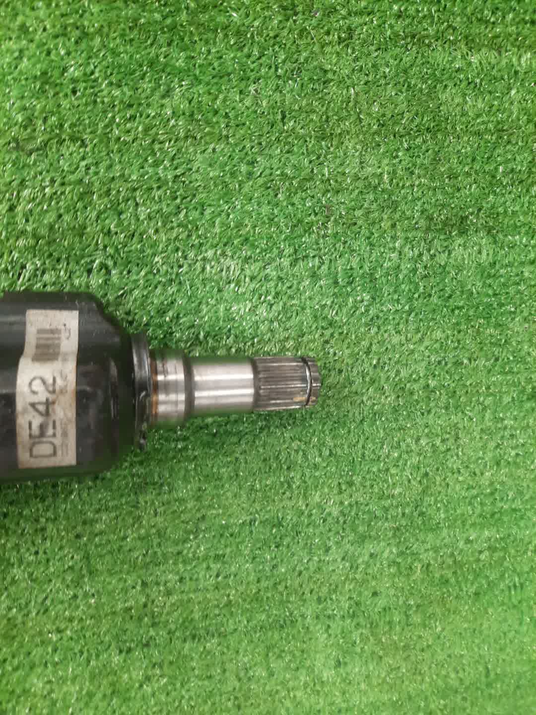 Привод правый передний TOYOTA COROLLA, PREMIO, COROLLA SPACIO, ALLION, COROLLA FIELDER, ALLEX, COROLLA RUNX, WILL VS, COROLLA  AXIO NZE121, NZE120, NZE141, NZT240, NZT260, NZE121N, NZE121G, NZE141G, NZE127 1NZ-FE, 2NZ-FE 3 ракурс