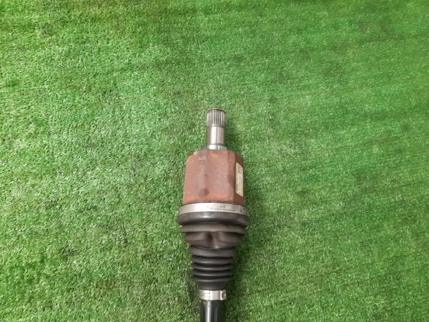 Привод левый передний HONDA JADE FR4 LEB 3 ракурс