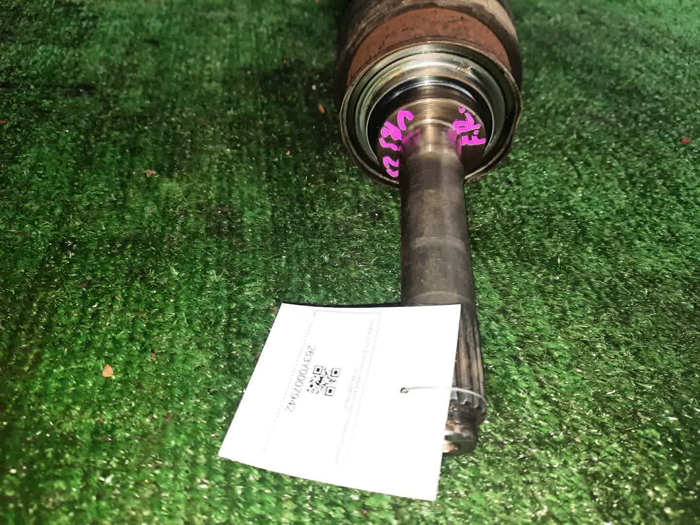 Привод правый передний ISUZU BIGHORN UBS25GW, UBS69GW 6VD1, 4JG2-T 2 ракурс
