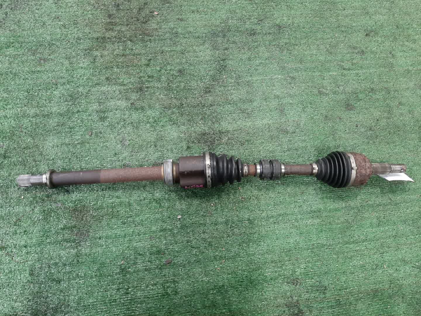 Привод правый передний NISSAN SERENA, LAFESTA CNC25, NC25, NB30 MR20DE 1 ракурс