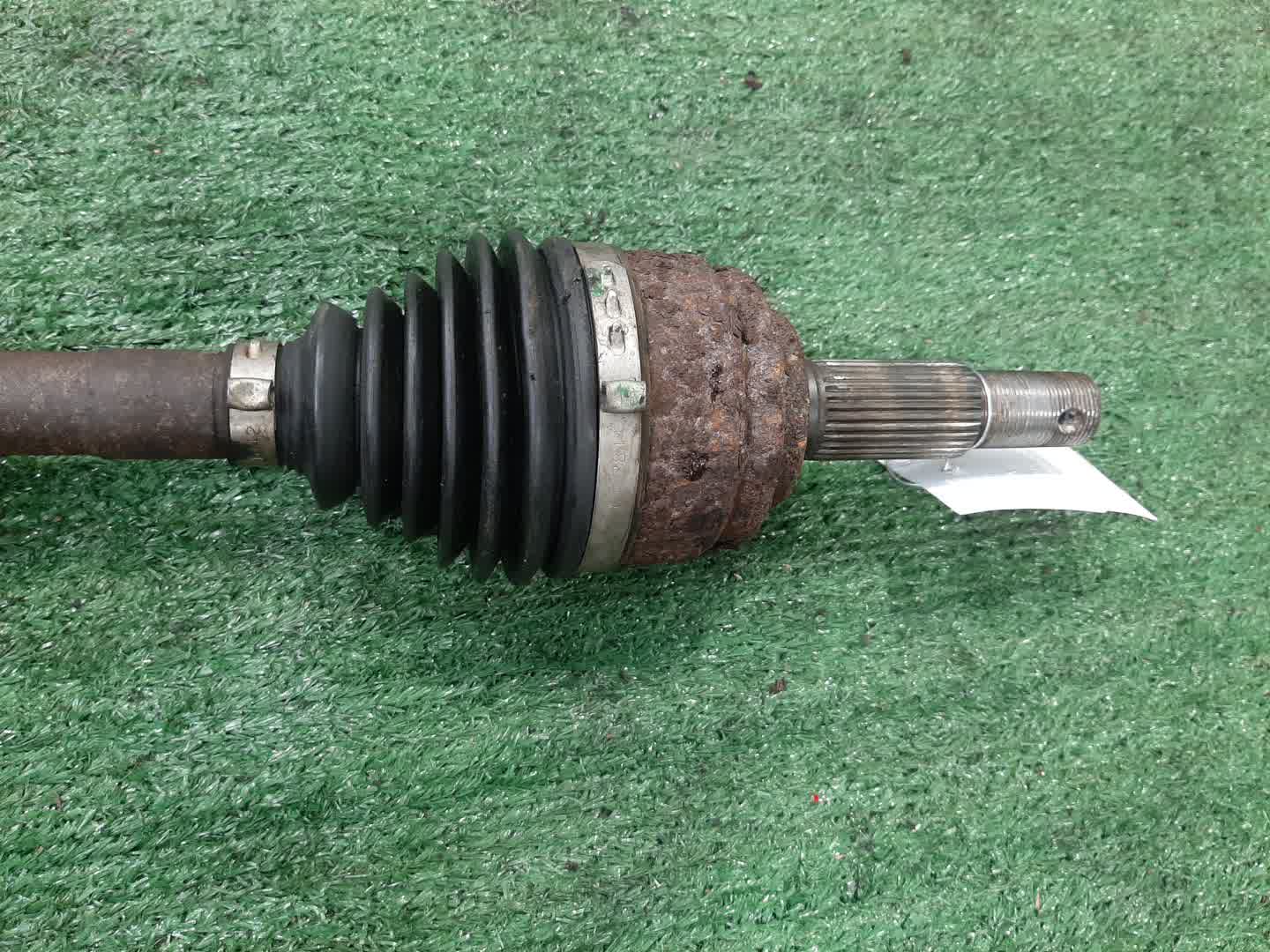 Привод правый передний NISSAN SERENA, LAFESTA CNC25, NC25, NB30 MR20DE 2 ракурс