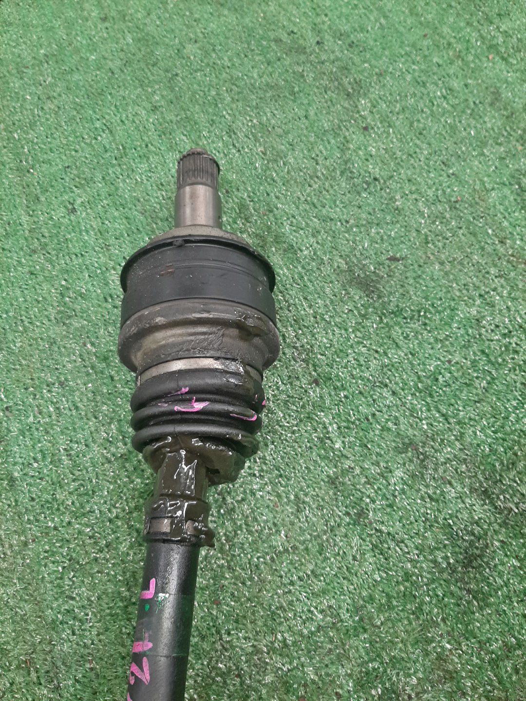 Привод левый передний TOYOTA WINDOM, HARRIER, MARK II QUALIS, CAMRY GRACIA MCV20, MCV21, MCU10W, MCV21W, MCV25W, MCV20W 1MZ-FE, 2MZ-FE 3 ракурс