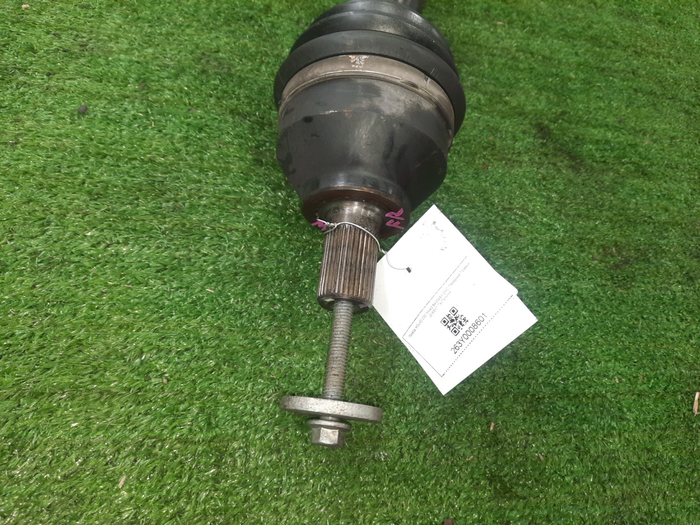 Привод правый передний VOLVO C30 MK43 B4204S3 2 ракурс Привод правый передний VOLVO C30 MK43 B4204S3 2 ракурс