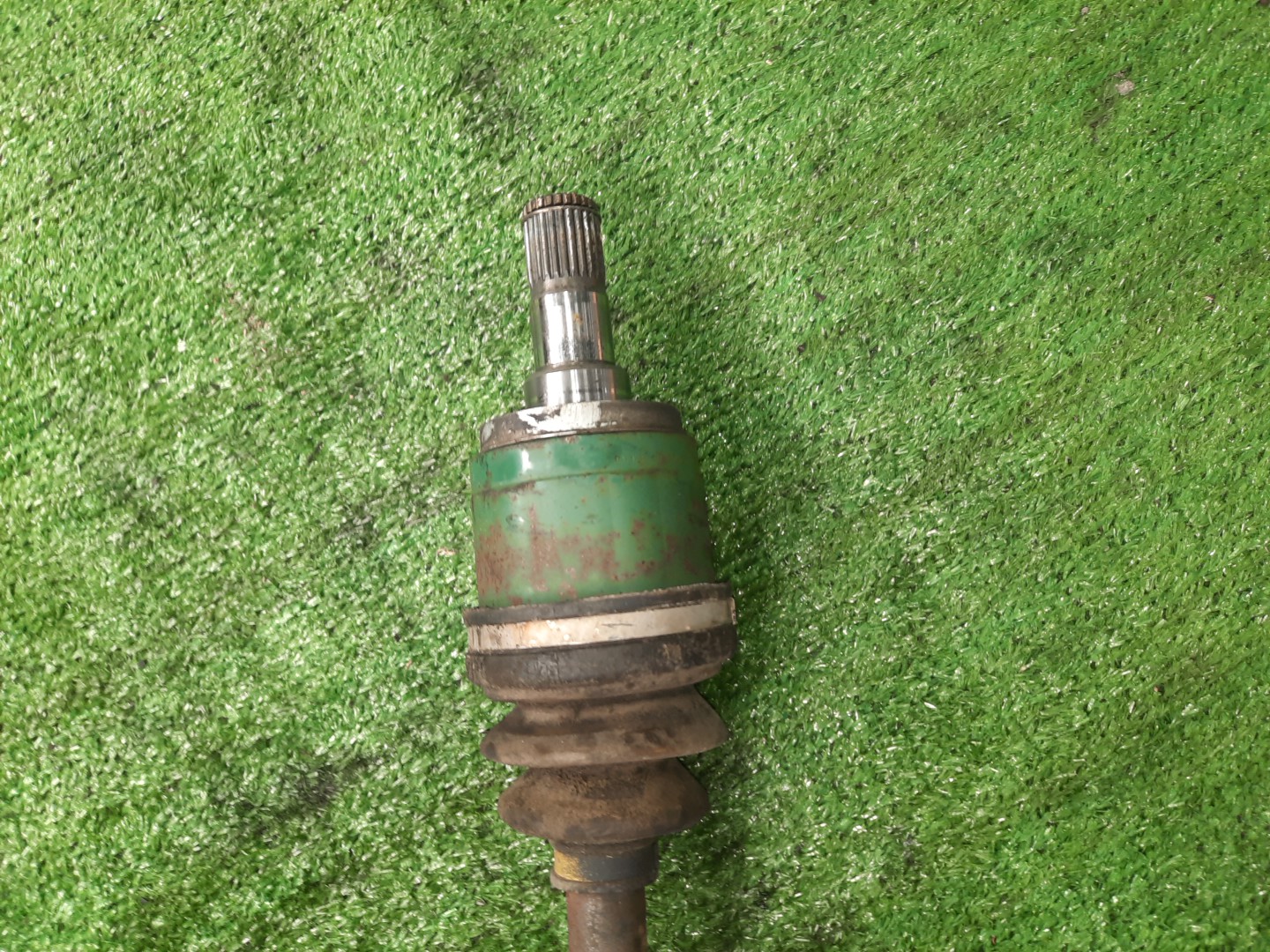 Привод правый передний MITSUBISHI PAJERO IO H76W, H66W, H67W, H77W 4G93, 4G93T, 4G94 3 ракурс