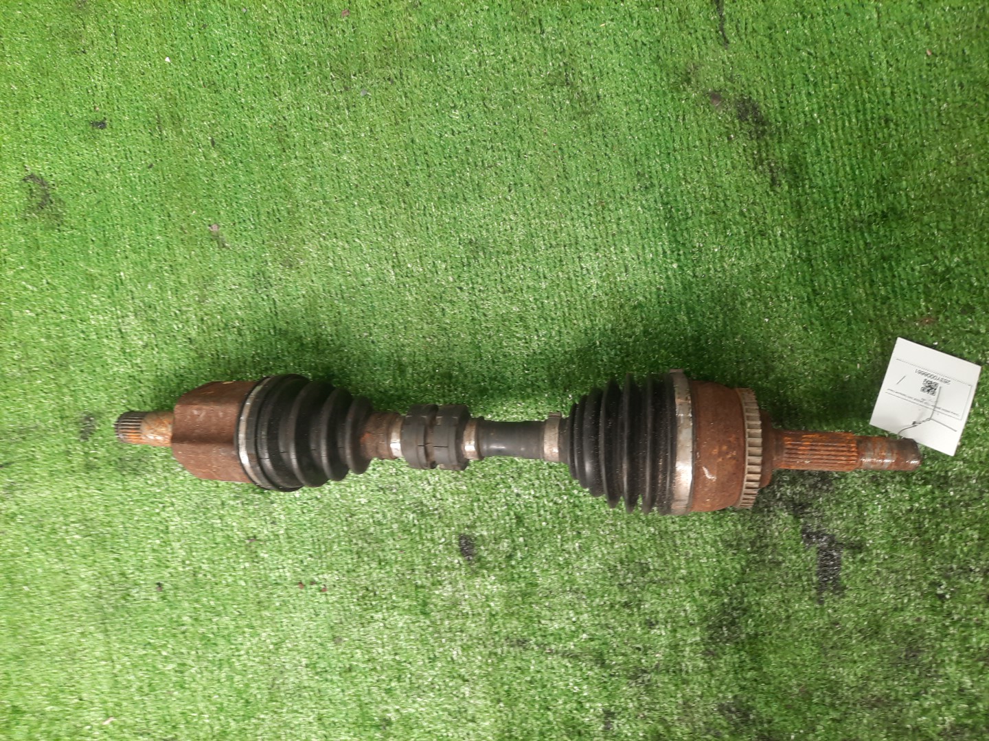 Привод левый передний NISSAN AVENIR, LIBERTY, PRIMERA, SERENA W11, RW11, RM12, HP12, TNC24, TC24, RC24 QR20DE, SR20VE, QR25DE 1 ракурс