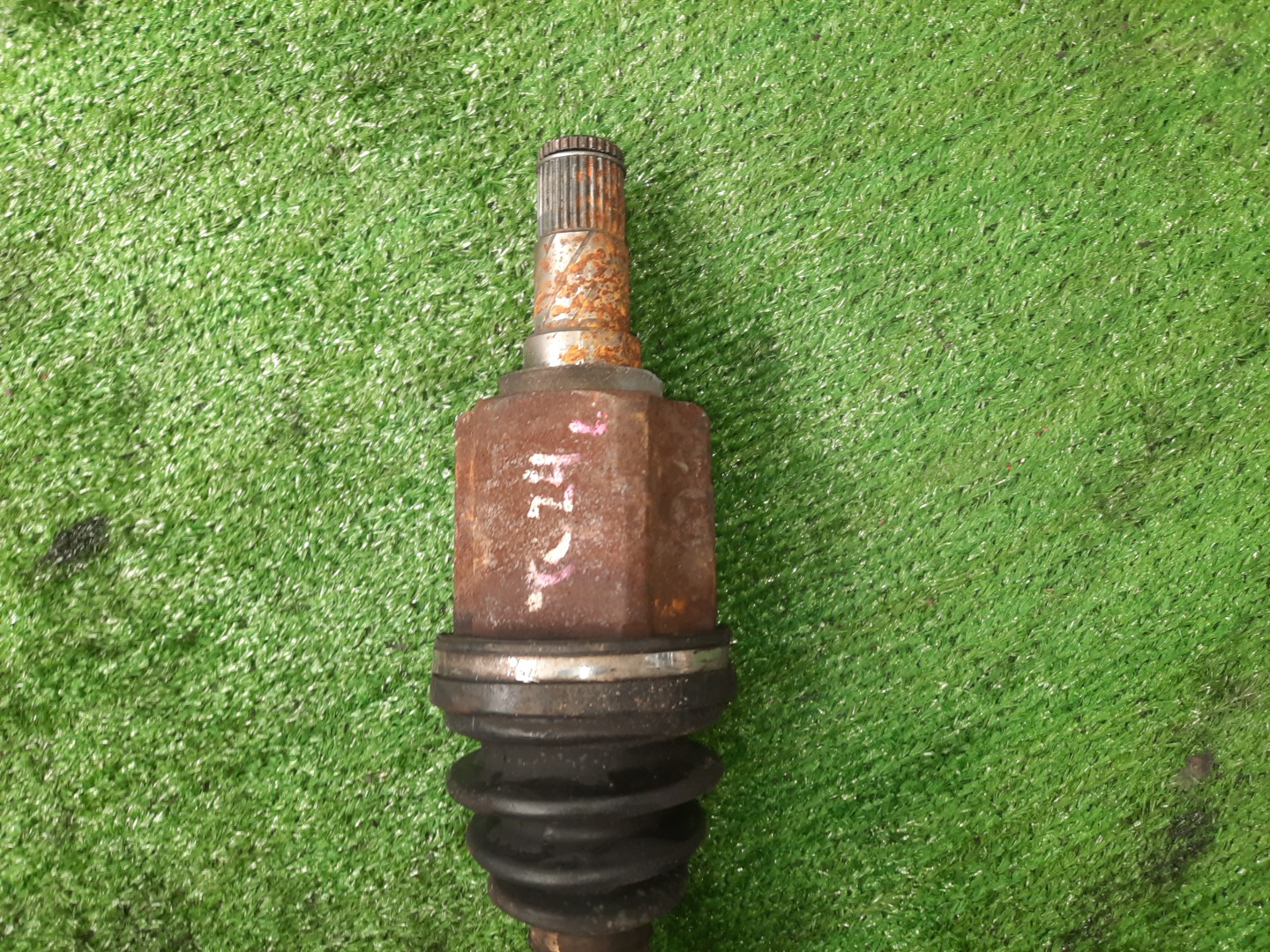 Привод левый передний NISSAN AVENIR, LIBERTY, PRIMERA, SERENA W11, RW11, RM12, HP12, TNC24, TC24, RC24 QR20DE, SR20VE, QR25DE 3 ракурс