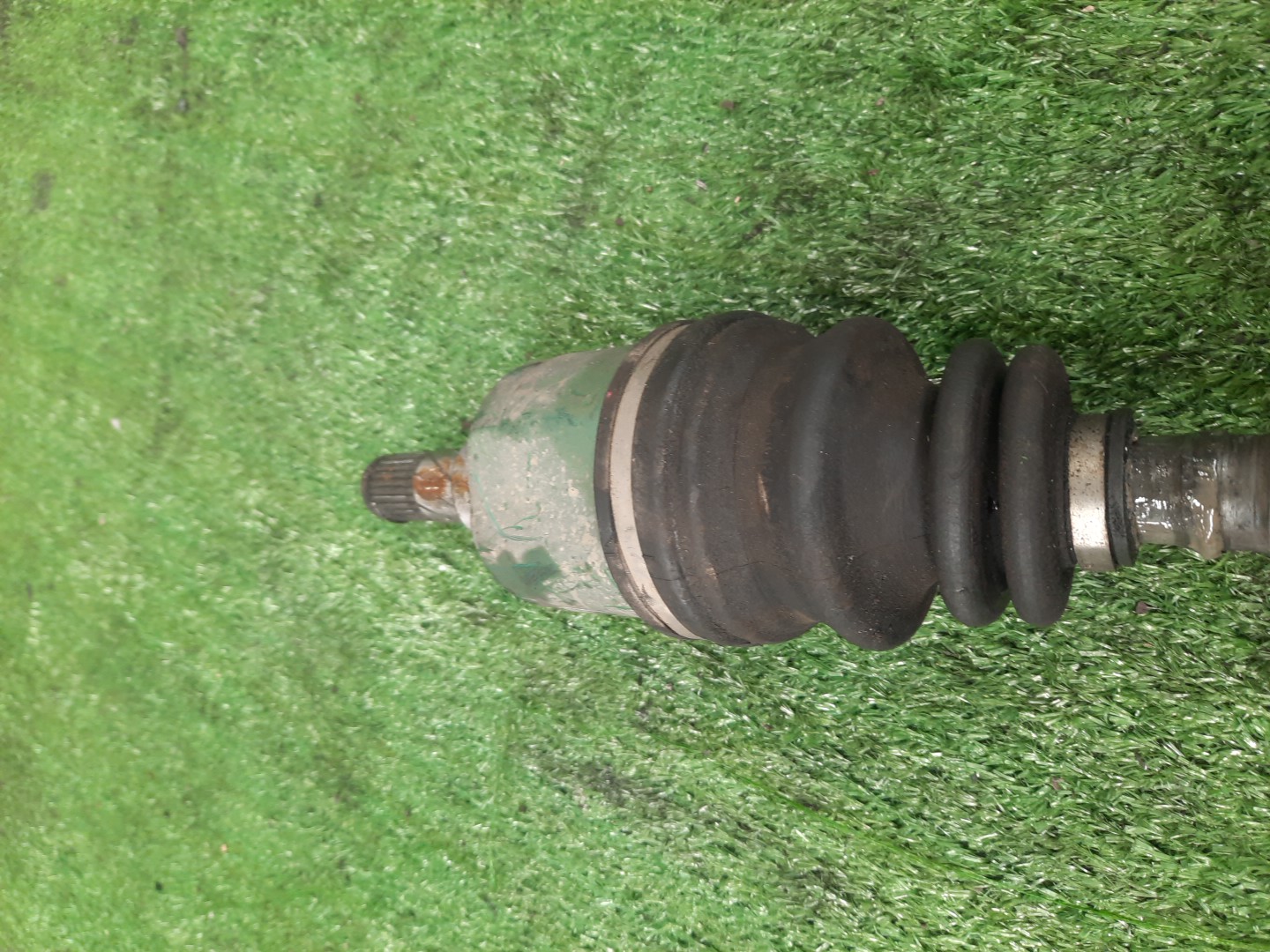 Привод правый передний NISSAN BLUEBIRD, PRIMERA QU14, QP11, WQP11 QG18DE, QG18DD 3 ракурс