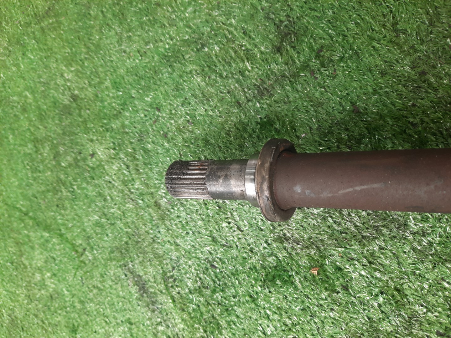 Привод правый передний NISSAN AVENIR, LIBERTY SW11, W11, PW11, PM12 CD20ET, SR20DE 4 ракурс