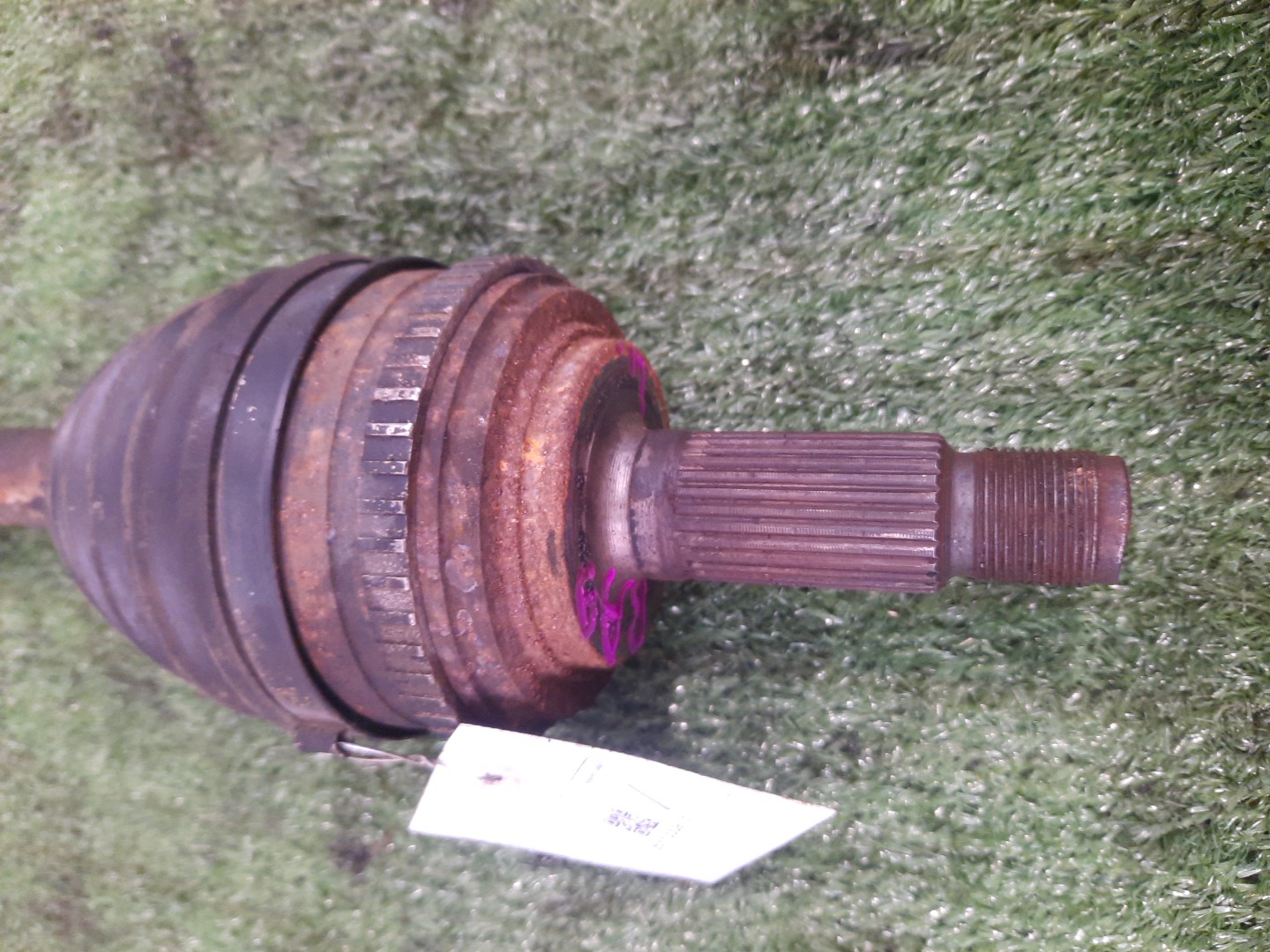 Привод правый передний HONDA INSPIRE, ODYSSEY, SABER UA4, UA5, RA8, RA9 J25A, J32A, J30A 2 ракурс Привод правый передний HONDA INSPIRE, ODYSSEY, SABER UA4, UA5, RA8, RA9 J25A, J32A, J30A 2 ракурс