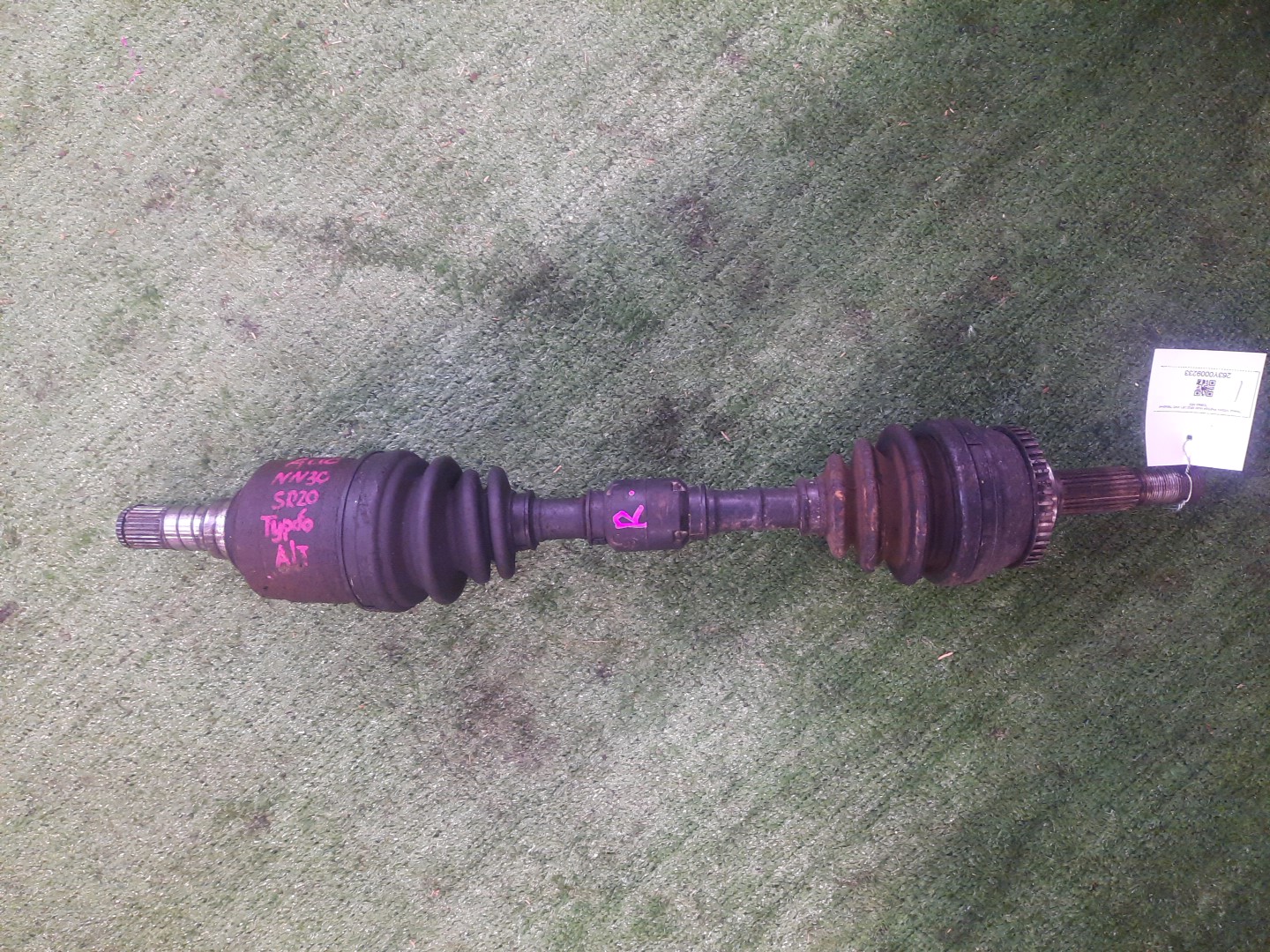 Привод правый передний NISSAN RNESSA NN30 SR20DET 1 ракурс