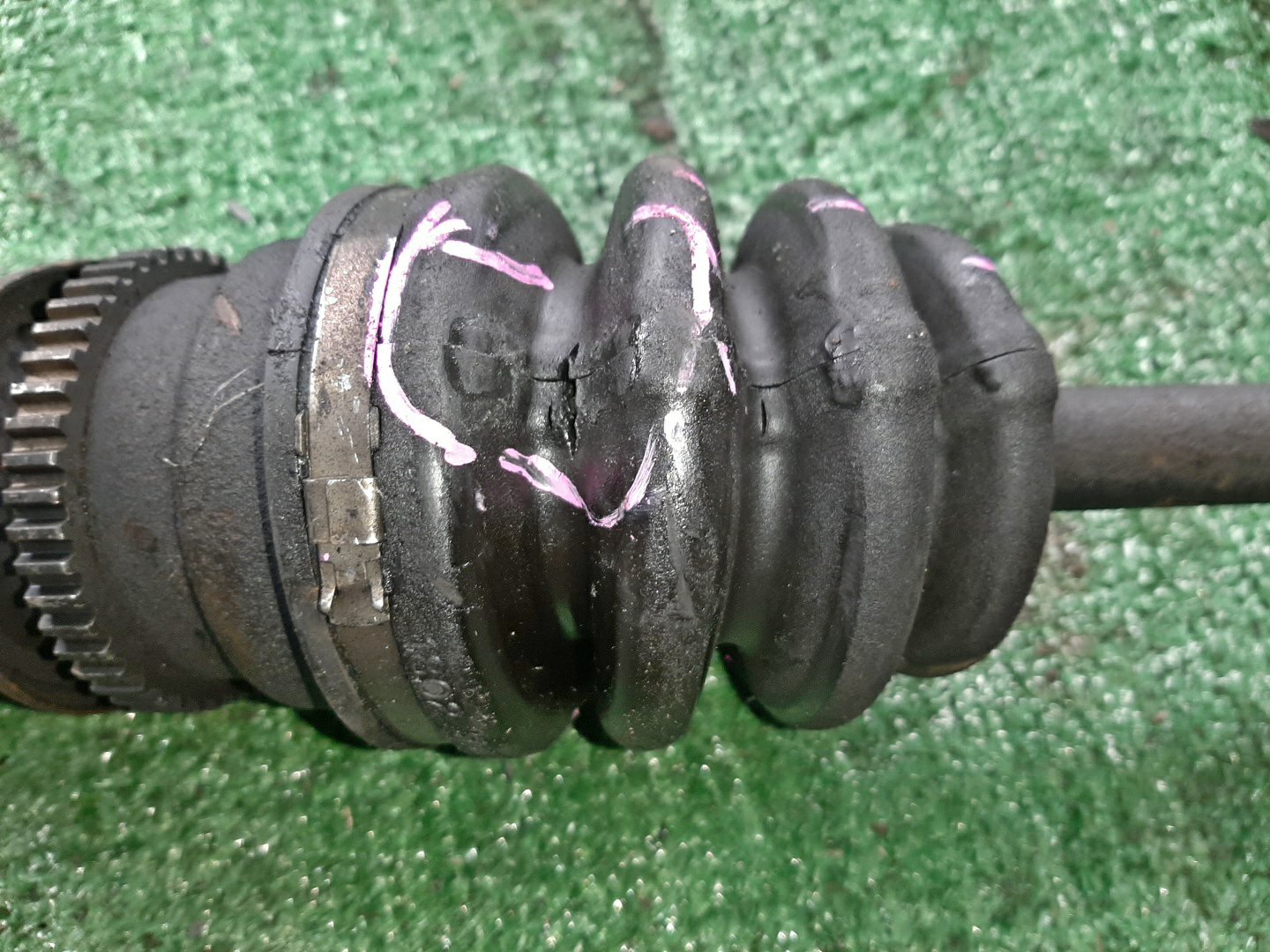 Привод правый передний TOYOTA TERIOS, TERIOS KID, CAMI J100G, J102G, J111G, J100E, J102E HC-EJ, K3-VET, K3-VE, EF-DET, EF-DEM 4 ракурс
