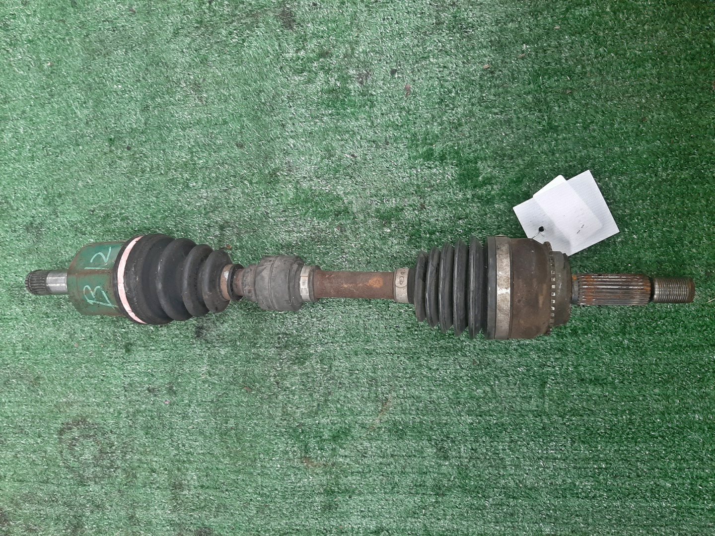 Привод левый передний MITSUBISHI LANCER CEDIA, DION, LANCER CS5W, CS5A, CR6W, CR5W 4G93, 4G94 1 ракурс Привод левый передний MITSUBISHI LANCER CEDIA, DION, LANCER CS5W, CS5A, CR6W, CR5W 4G93, 4G94 1 ракурс