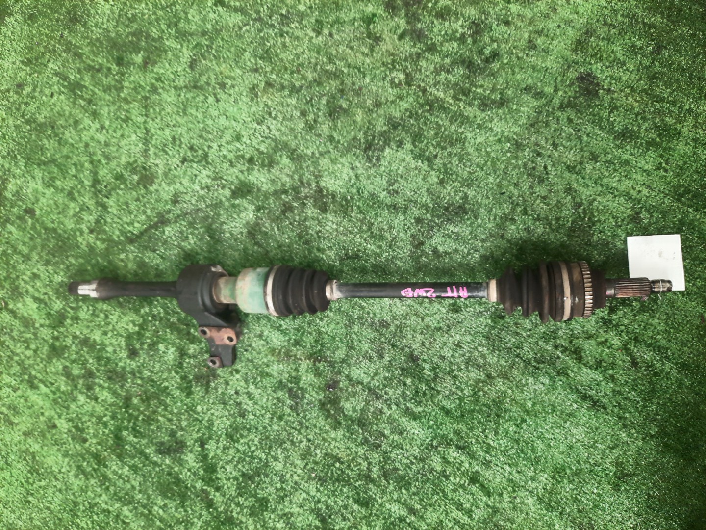 Привод правый передний  SUZUKI SWIFT, CHEVROLET CRUZE, CHEVROLET MW, WAGON R SOLIO HT51S, HT81S, HR81S, HR51S, HR52S, ME34S, MA34S M13A, M15A 1 ракурс