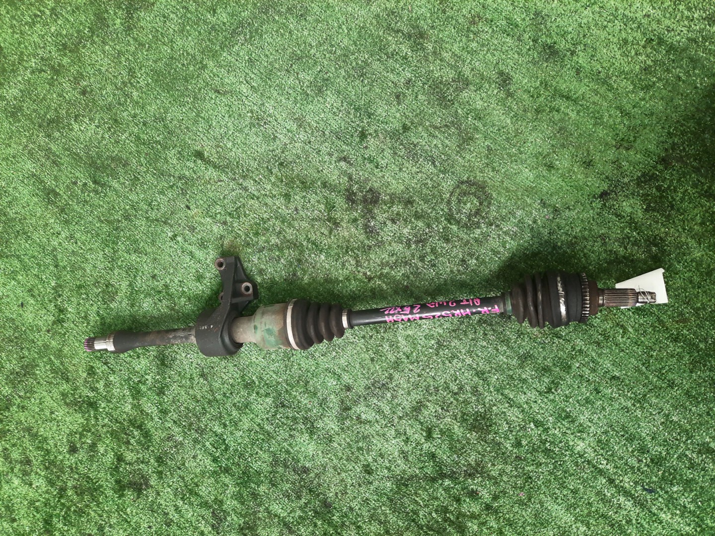 Привод правый передний  SUZUKI SWIFT, CHEVROLET CRUZE, CHEVROLET MW, WAGON R SOLIO HT51S, HT81S, HR81S, HR51S, HR52S, ME34S, MA34S M13A, M15A 1 ракурс