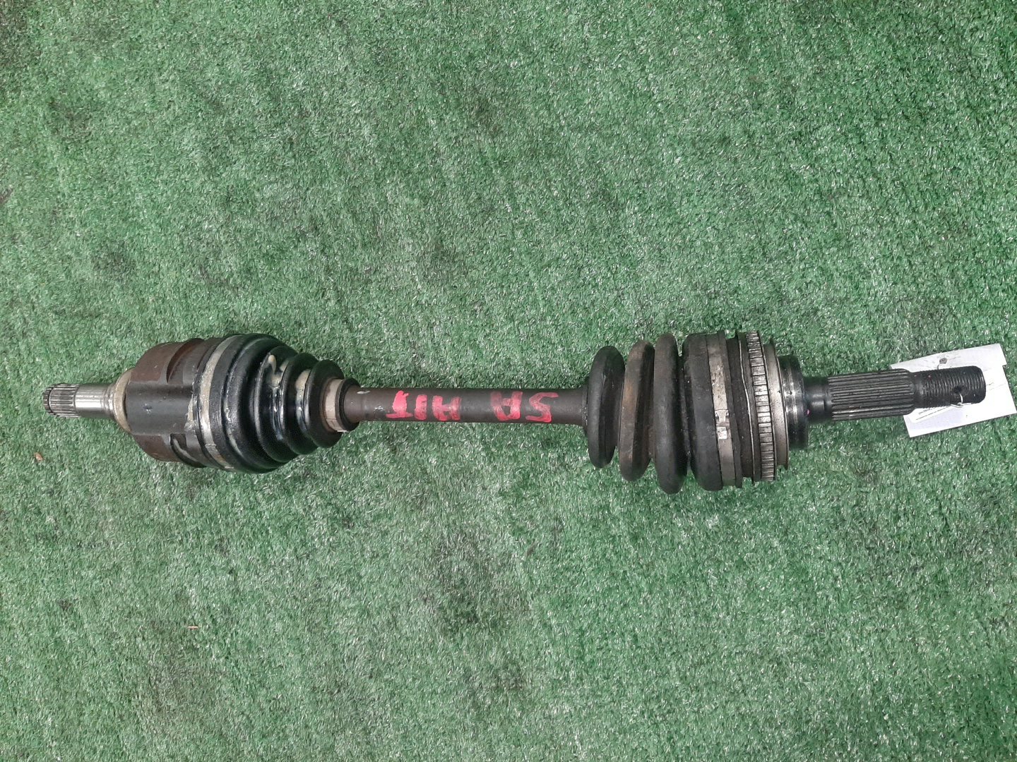 Привод левый передний  TOYOTA CALDINA, SPRINTER CARIB, CARINA, CERES, COROLLA, CORONA, COROLLA LEVIN, SPRINTER MARINO, PREMIO, COROLLA SPACIO, SPRINTER, SPRINTER TRUENO AT191G, AT211, ET196V, AT211G, AE111G, AT191, AT210, AT212, AT190, AT192, AT170, ET176, AT171, AE101, AE111, AE100, AE110, AE91, EE101, EE102, EE103, EE104, EE111, AE111N 7A-FE, 5E-FE, 4A-FE, 4A-GE, 5A-FE, 5A-F, 3E, 4A-FHE, 4E-FE 1 ракурс