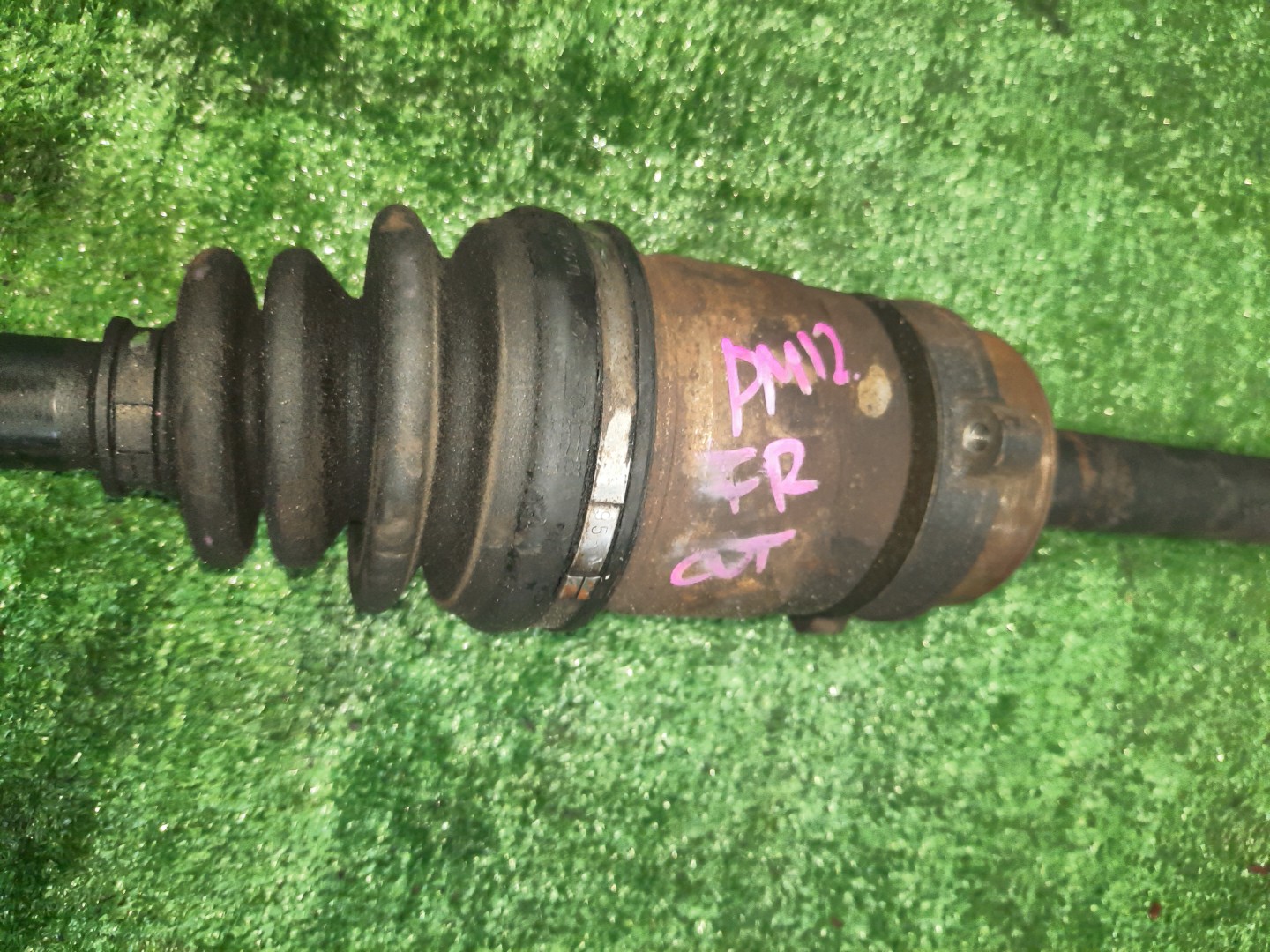 Привод правый передний NISSAN AVENIR, LIBERTY SW11, W11, PW11, PM12 CD20ET, SR20DE 3 ракурс