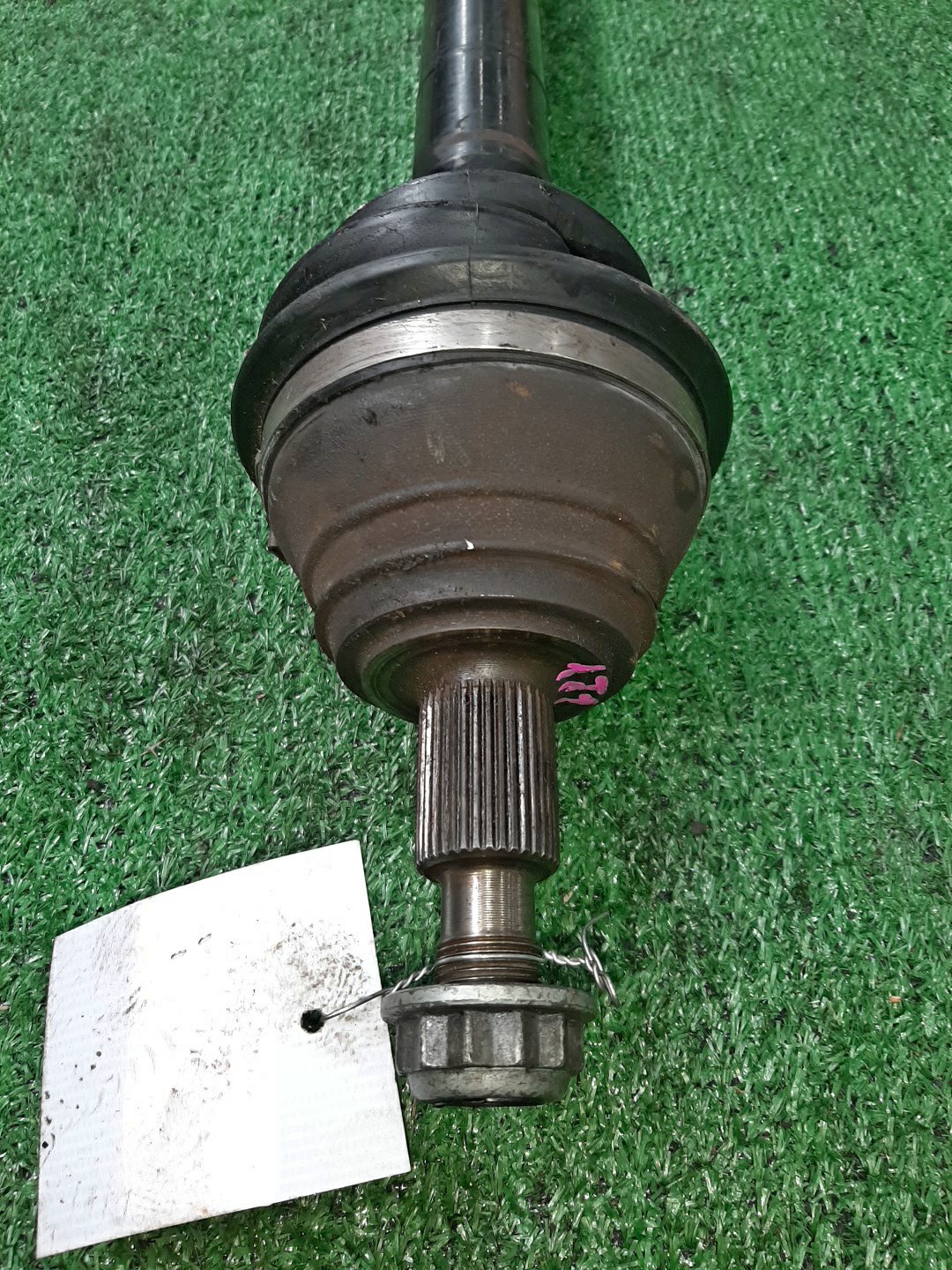 Привод правый передний VOLKSWAGEN GOLF 1J1 AUM 2 ракурс
