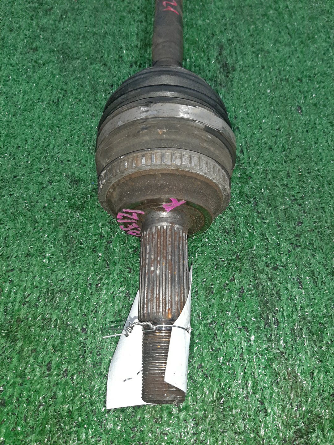 Привод правый передний TOYOTA COROLLA, PREMIO, COROLLA SPACIO, ALLION, COROLLA FIELDER, ALLEX, COROLLA RUNX, WILL VS, COROLLA  AXIO NZE121, NZE120, NZE141, NZT240, NZT260, NZE121N, NZE121G, NZE141G, NZE127 1NZ-FE, 2NZ-FE 2 ракурс