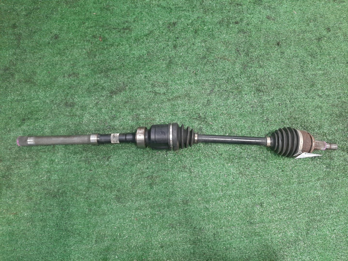 Привод правый передний MAZDA MAZDA 3 BP8P S8-DPTS 1 ракурс