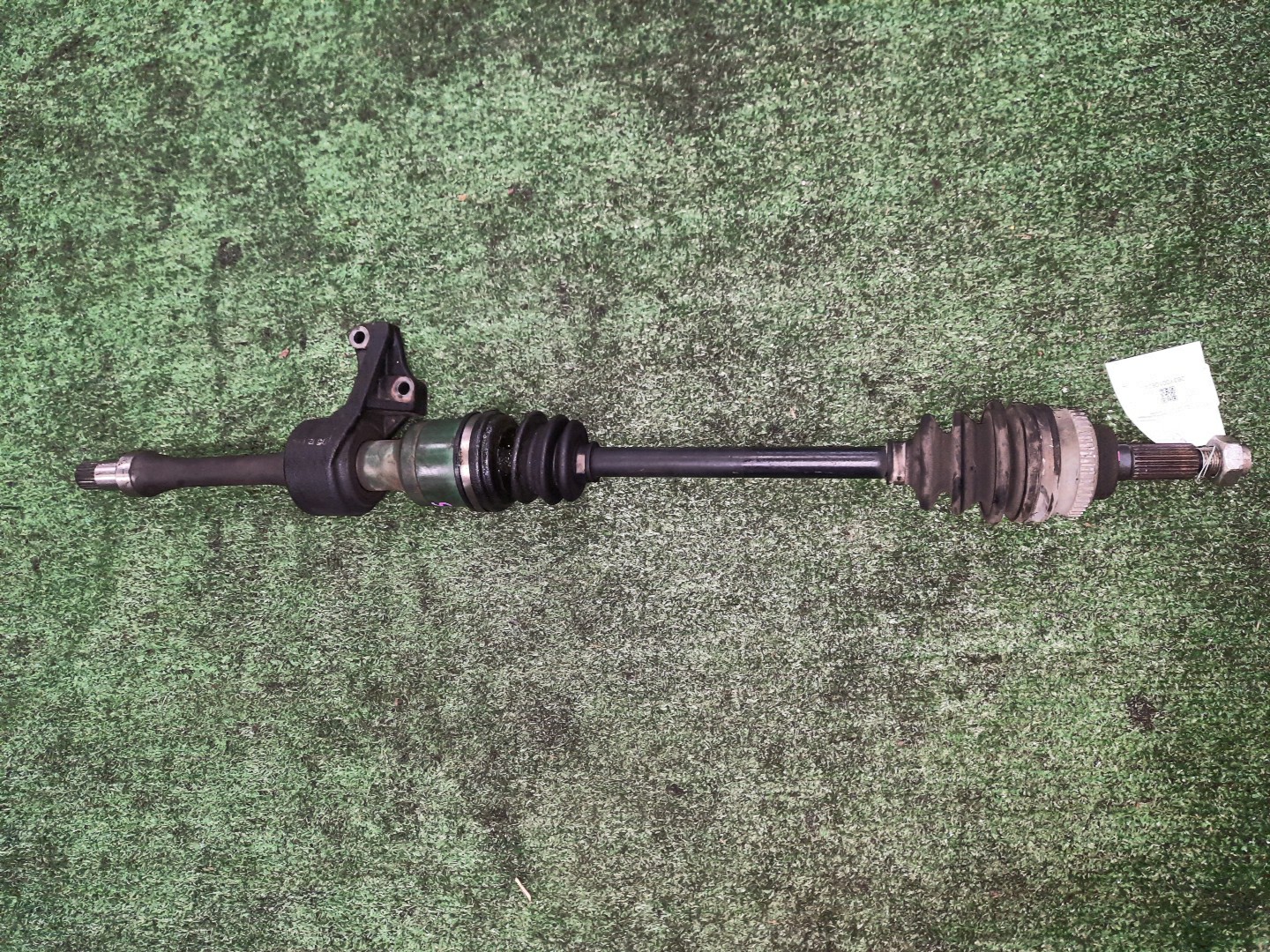 Привод правый передний  SUZUKI SWIFT, CHEVROLET CRUZE, CHEVROLET MW, WAGON R SOLIO HT51S, HT81S, HR81S, HR51S, HR52S, ME34S, MA34S M13A, M15A 1 ракурс
