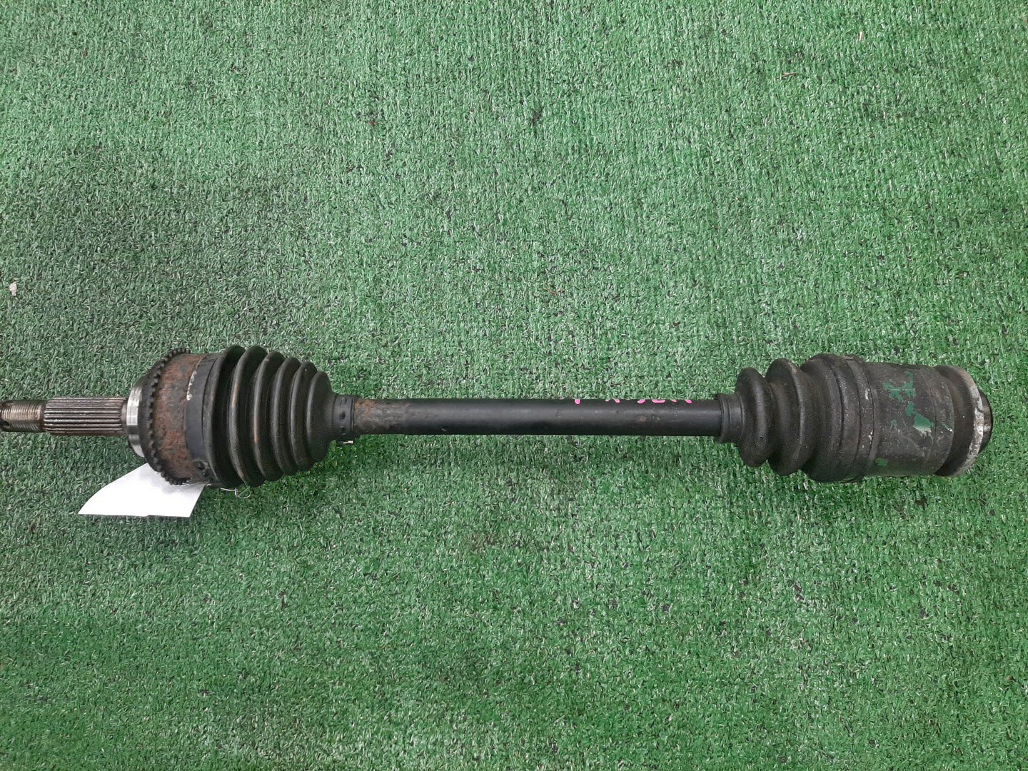 Привод левый передний MITSUBISHI PAJERO IO H76W, H66W, H67W, H77W 4G93, 4G93T, 4G94 1 ракурс