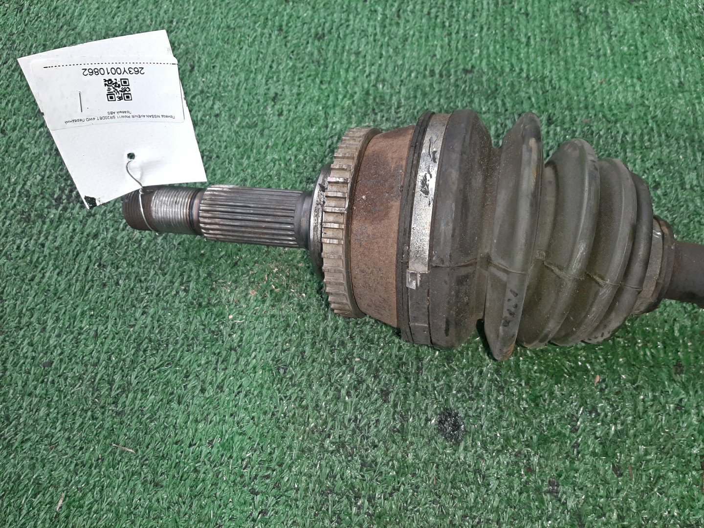 Привод правый передний NISSAN AVENIR, LIBERTY, SERENA PNW11, PNM12, PNC24, VNC24 SR20DE, SR20DET, YD25DDTI 3 ракурс