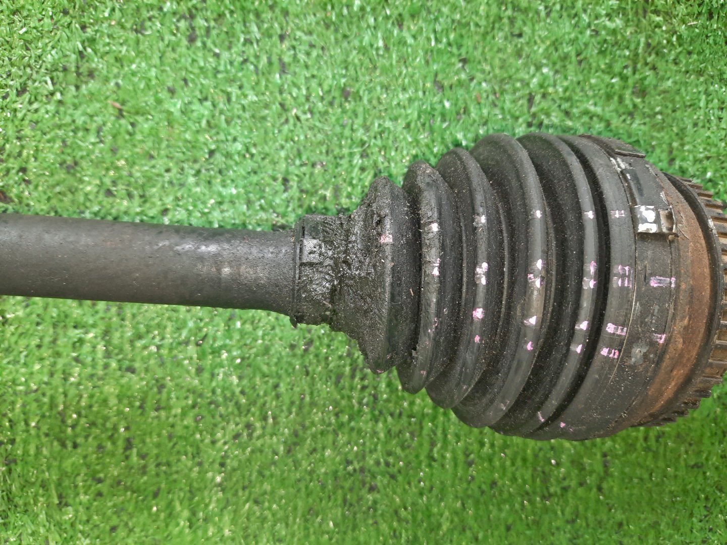 Привод левый передний TOYOTA COROLLA, COROLLA SPACIO, ISIS, WISH, COROLLA FIELDER, ALLEX, COROLLA RUNX, WILL VS ZZE122, ZZE122N, ZNM10, ZNM10W, ZNM10G, ZNE10, ZNE10G, ZZE122G, ZZE127 1ZZ-FE 4 ракурс