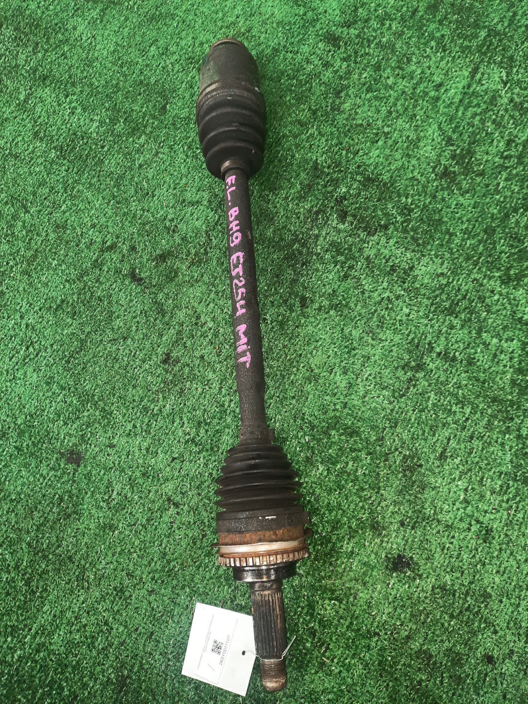 Привод правый передний  SUBARU FORESTER, IMPREZA, LEGACY LANCASTER, LEGACY SF5, SF9, GC8, GF2, GF3, GF5, GF8, GG9, GC2, GF1, GF4, GC1, GF6, GC4, GD9, GC6, BH9, BG9, BG2, BGB, BD5, BE5, BG5, BH5, BD9, BG3, BD3, BG4, BG7, BGC, BGA, BHC, BE9, BD4 EJ20T, EJ20E, EJ25DE, EJ20DE, EJ15E, EJ16E, EJ18, EJ22E, EJ20TT, EJ18DE, EJ25E 1 ракурс