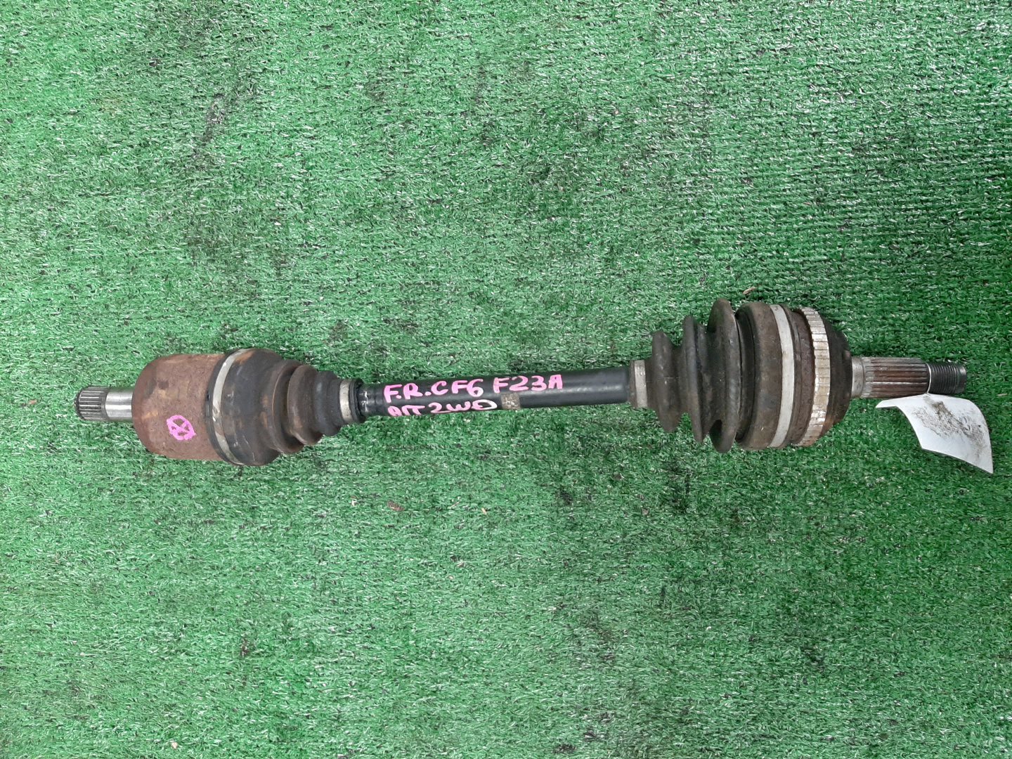 Привод правый передний HONDA ACCORD, TORNEO CL3, CF4, CF6, CF3 F20B, F23A, F18B 1 ракурс