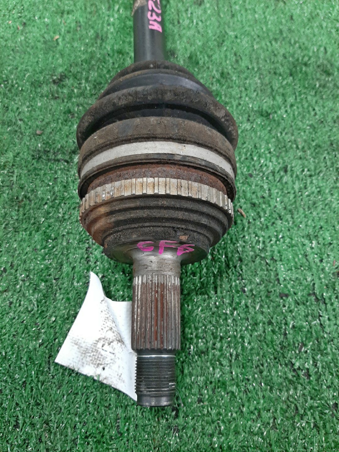 Привод правый передний HONDA ACCORD, TORNEO CL3, CF4, CF6, CF3 F20B, F23A, F18B 2 ракурс