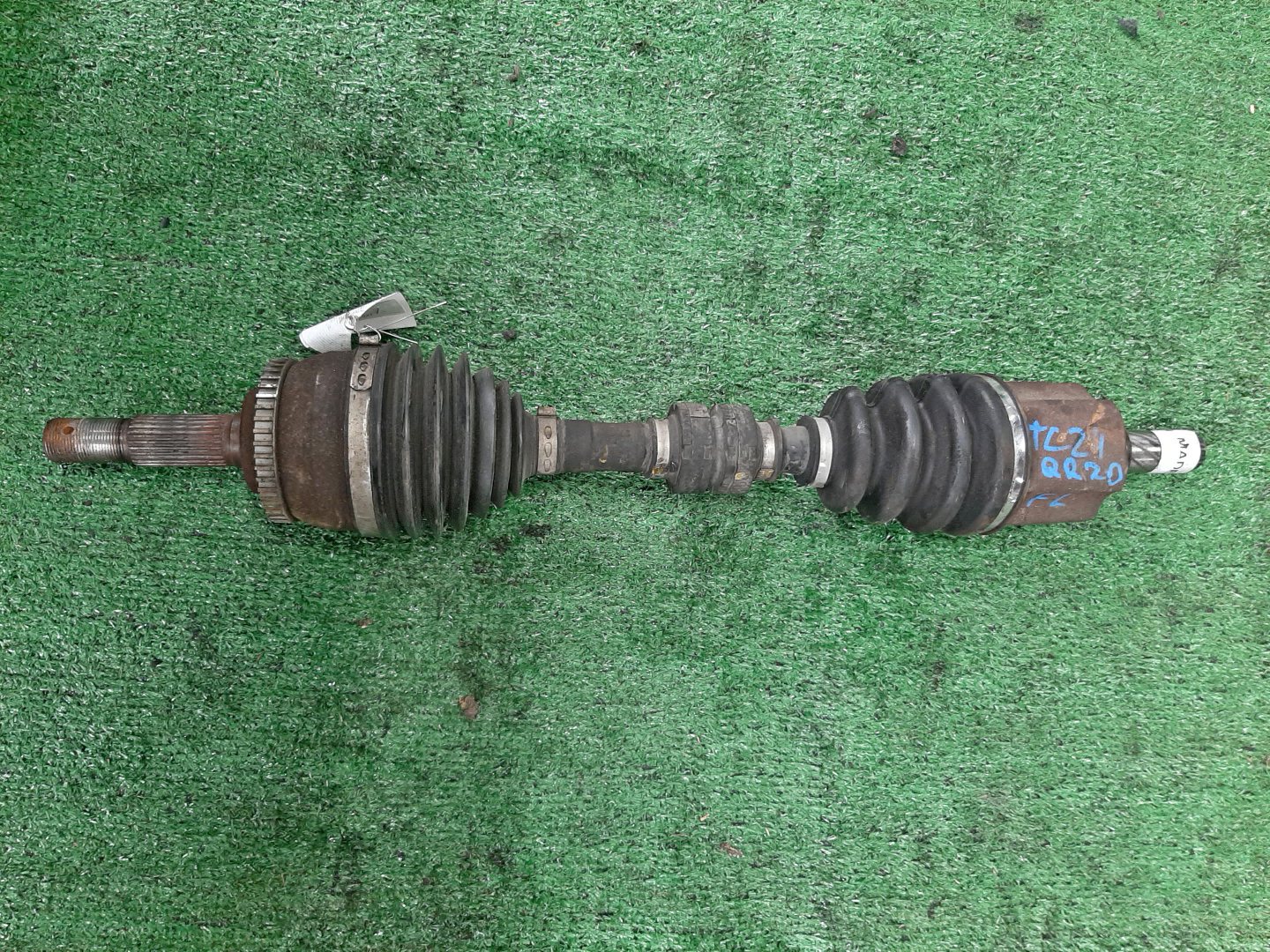 Привод левый передний  NISSAN AVENIR, LIBERTY, PRIMERA, SERENA W11, RW11, RM12, HP12, TNC24, TC24, RC24 QR20DE, SR20VE, QR25DE 1 ракурс