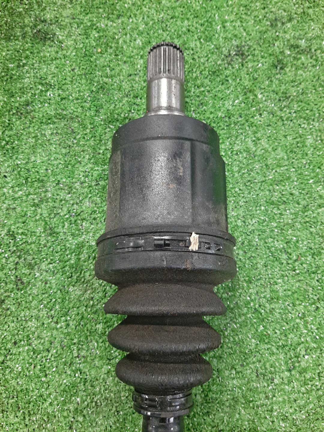 Привод правый передний HONDA CAPA GA4 D15B 3 ракурс