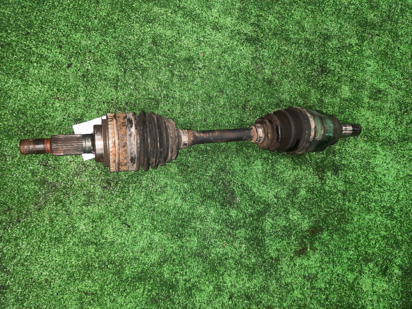 Привод левый передний TOYOTA PROGRES JCG15 1JZ-FSE 1 ракурс