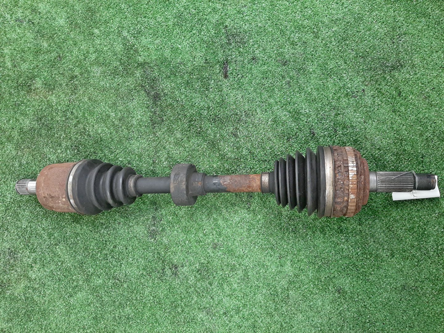 Привод правый передний HONDA ODYSSEY RA6, RA7 F23A 1 ракурс Привод правый передний HONDA ODYSSEY RA6, RA7 F23A 1 ракурс